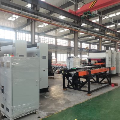 Refroidissement des parois à ailettes ondulées pour transformateur de puissance à distribution, radiateur immergé dans l'huile, ligne de production de soudage automatique des ailettes