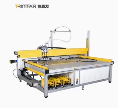 Machines à souder à plusieurs têtes à broche CNC