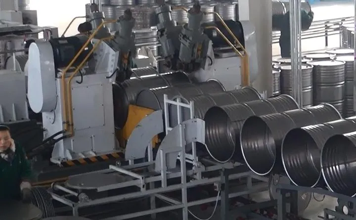 Machine de soudage de la ligne de production de fûts en acier 2